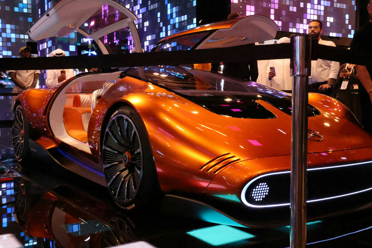 An image of a concept car by Mercedes